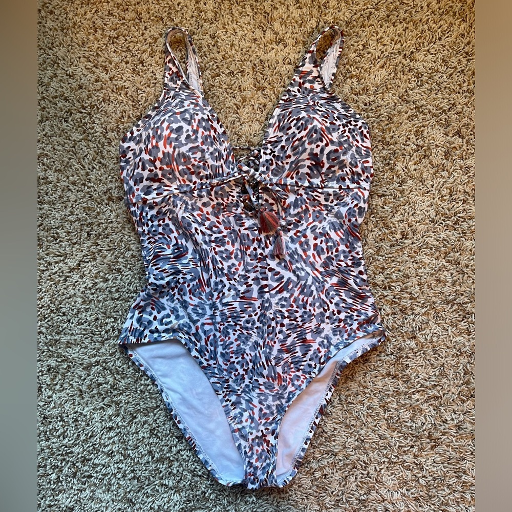 NWOT Gray and Red Leopard Print One Piece Bathing Suit